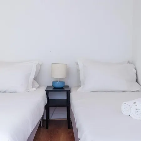 Center In Lively Bairro Alto! * Lissabon