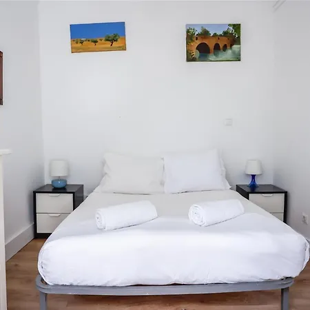 Center In Lively Bairro Alto! Lisbon