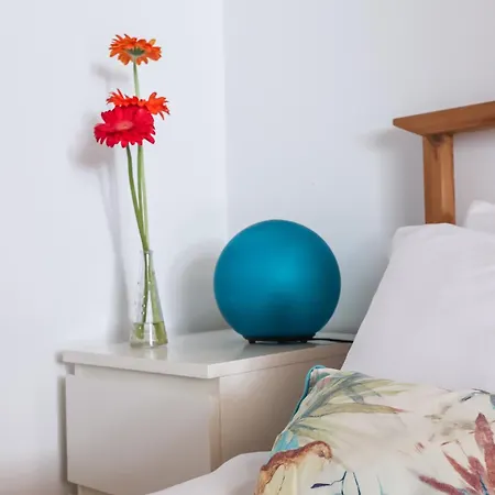Apartment Center In Lively Bairro Alto! Lisbon