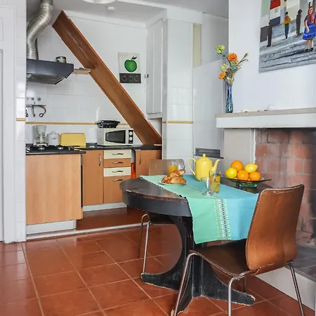 Center In Lively Bairro Alto! Apartment Lisbon