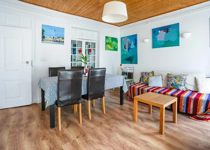 Center In Lively Bairro Alto! Lejlighed Lisboa