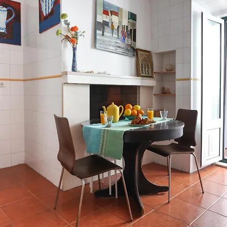 Center In Lively Bairro Alto! Daire *